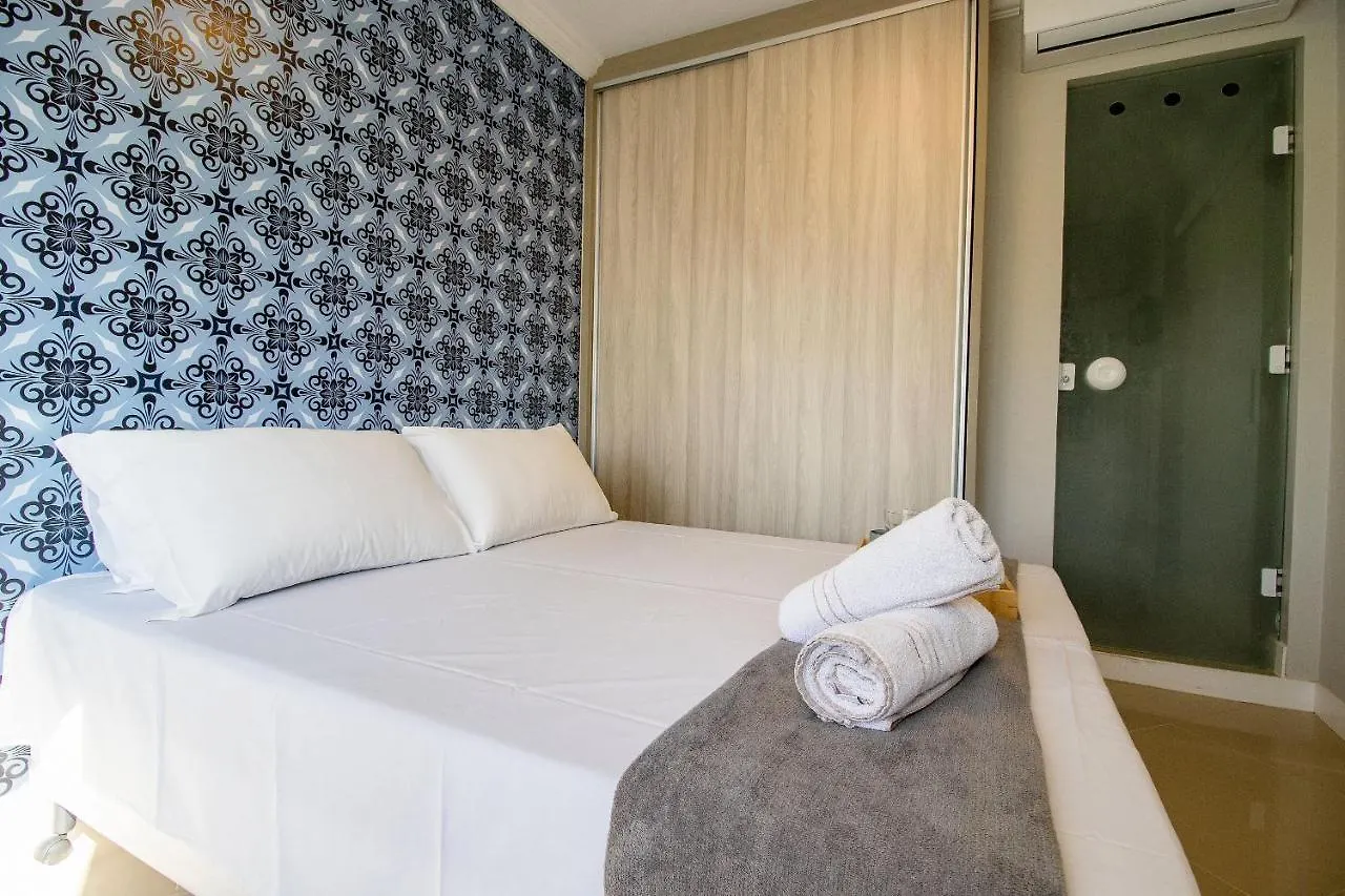 Apartamento Lug143B - Prox A Roda Gigante, 2 Dorm, Climatizado Balneário Camboriú