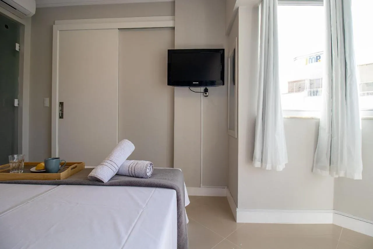 Lug143B - Prox A Roda Gigante, 2 Dorm, Climatizado Balneário Camboriú
