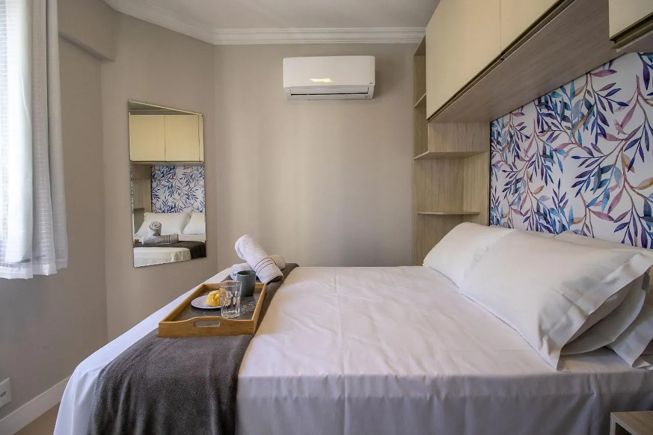 Lug143B - Prox A Roda Gigante, 2 Dorm, Climatizado Balneario Camboriu